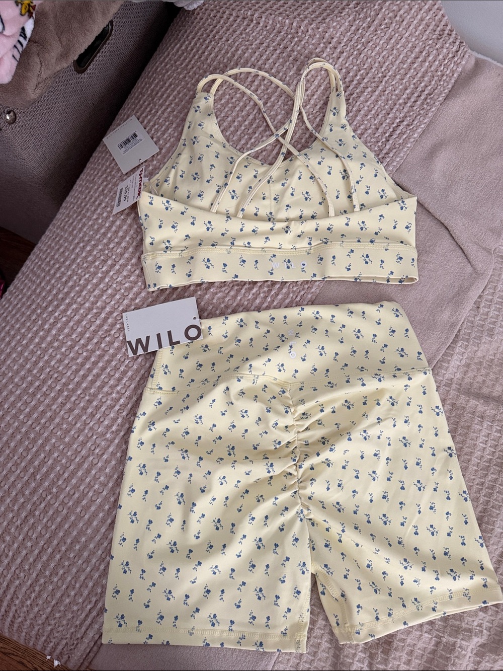Wilo Butter Yellow Floral Strappy Sports Bra & High-Waist Bike Shorts - Picture 3 of 4